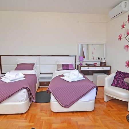 Apartments Biser Vrnjačka Banja Rum bild