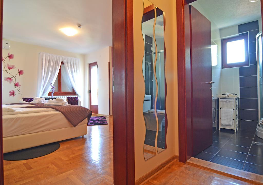Apartments Biser Vrnjačka Banja Rum bild