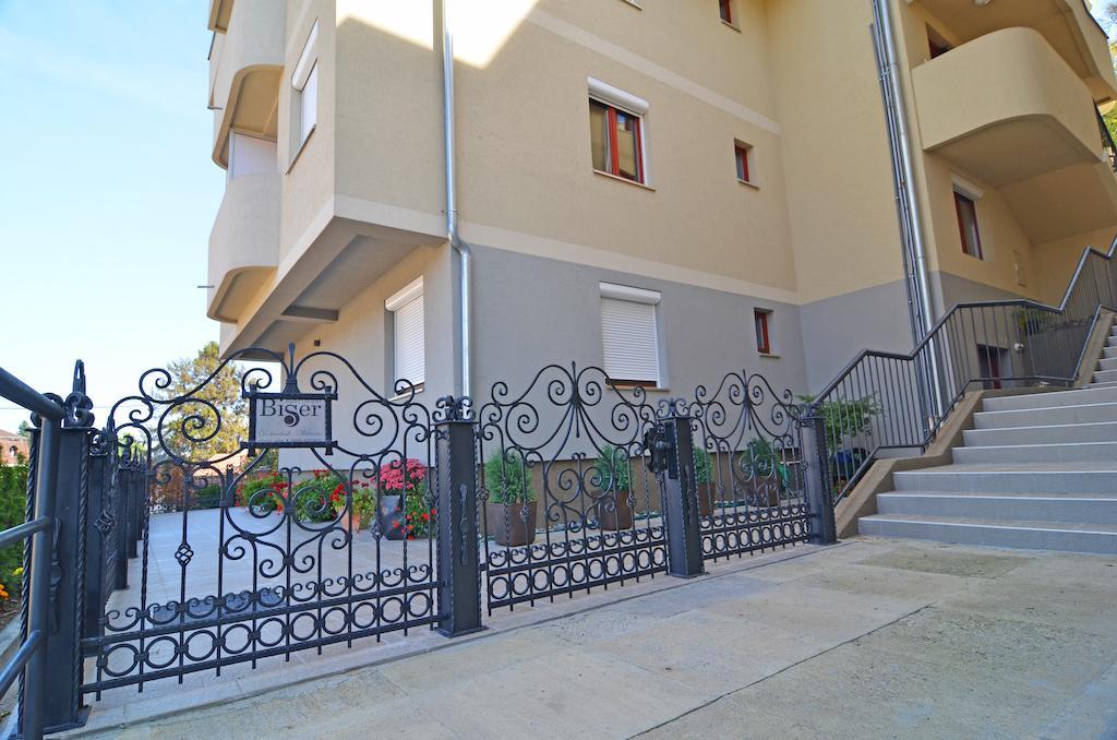 Apartments Biser Vrnjačka Banja Exteriör bild